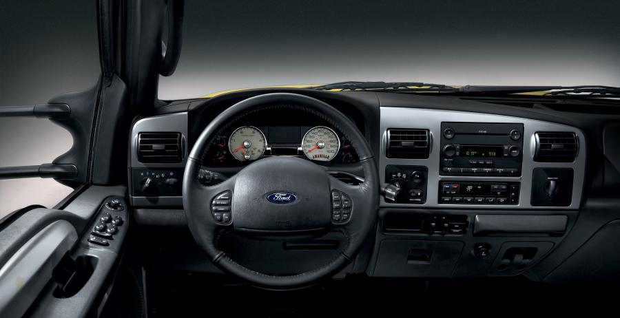  Ford F-250 Super Duty 2005 года  (фото 5 из 31)